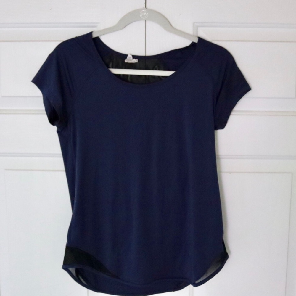 Mesh back workout tee